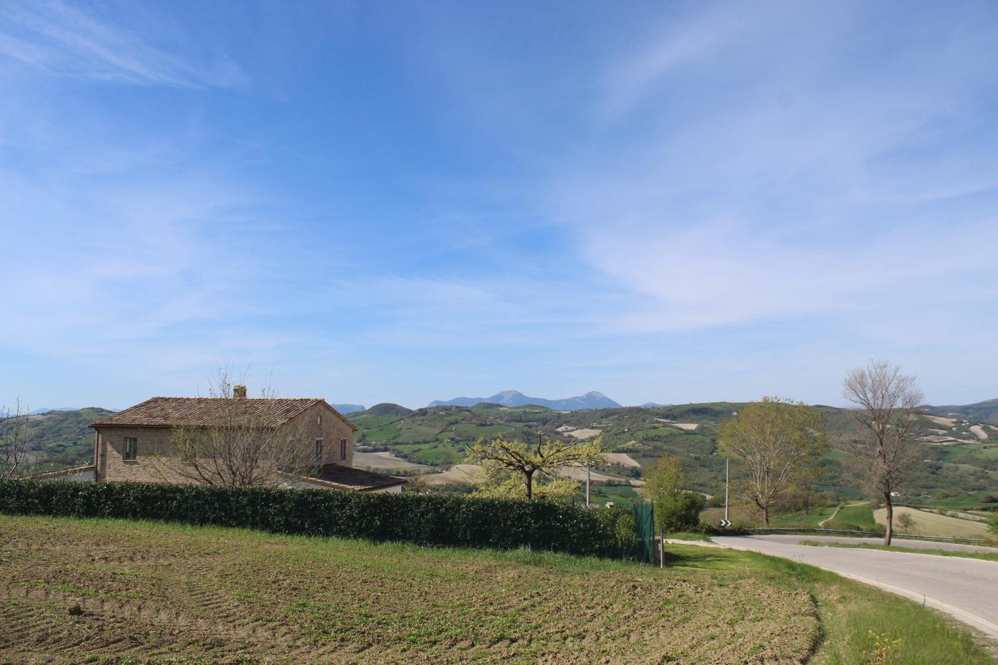 Villa Casa Borgo Fonte à Castelleone di Suasa Extérieur photo